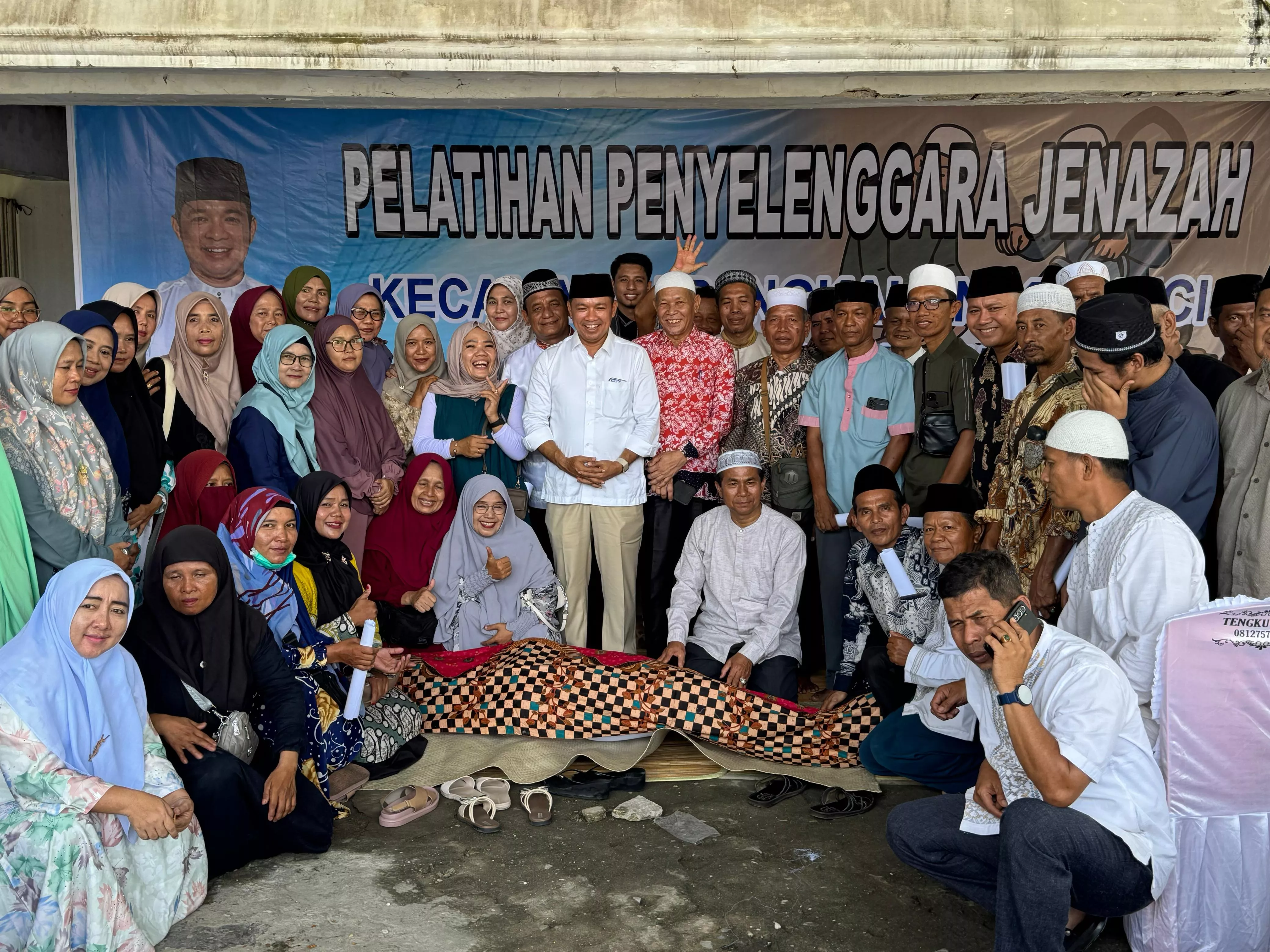Perkuat SDM Masjid, Husni Tamrin Latih Kader Penyelenggara Jenazah di Pangkalan Kerinci