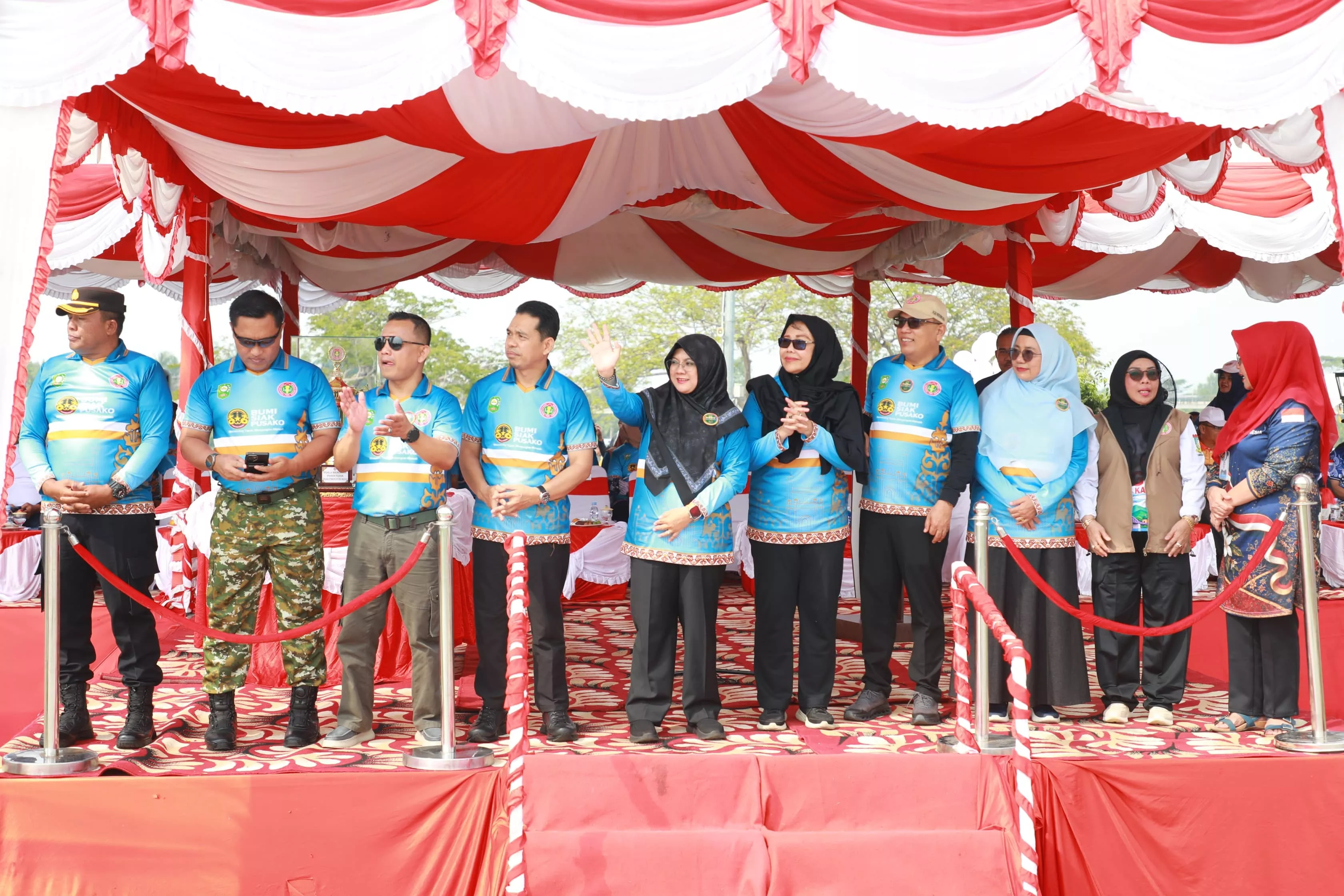 Kota Siak Dipadati 1.056 Peserta, PORSENIJAR PGRI Riau Resmi Bergulir