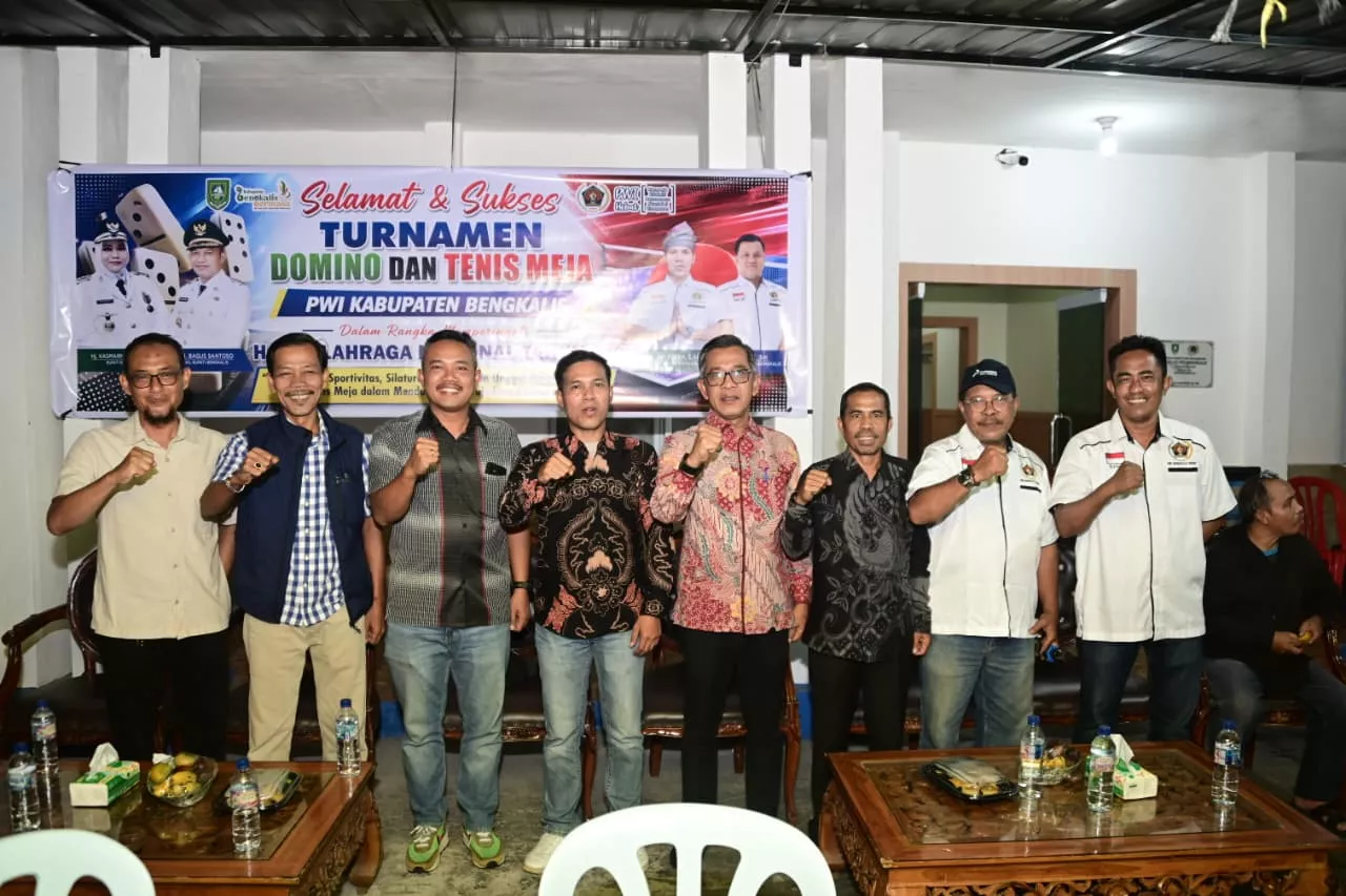 Turnamen Domino dan Tenis Meja SIWO PWI Bengkalis Dibuka, Bupati Apresiasi Peran Pers