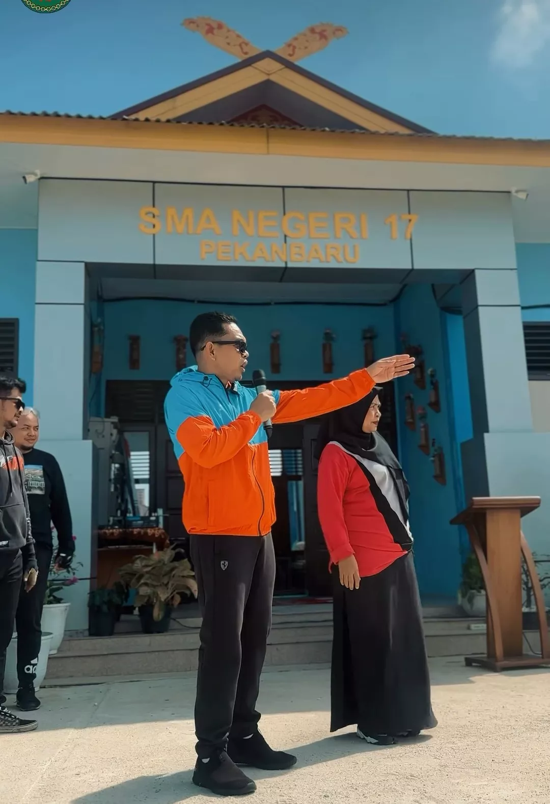 SMA Negeri 17 Pekanbaru Wajibkan Belajar Daring Mulai Hari Ini