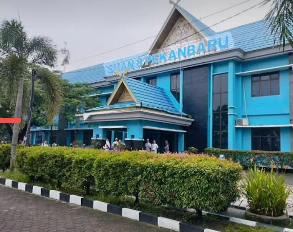 SMAN 8 Pekanbaru Tetapkan Pembelajaran Penuh Daring Mulai Besok