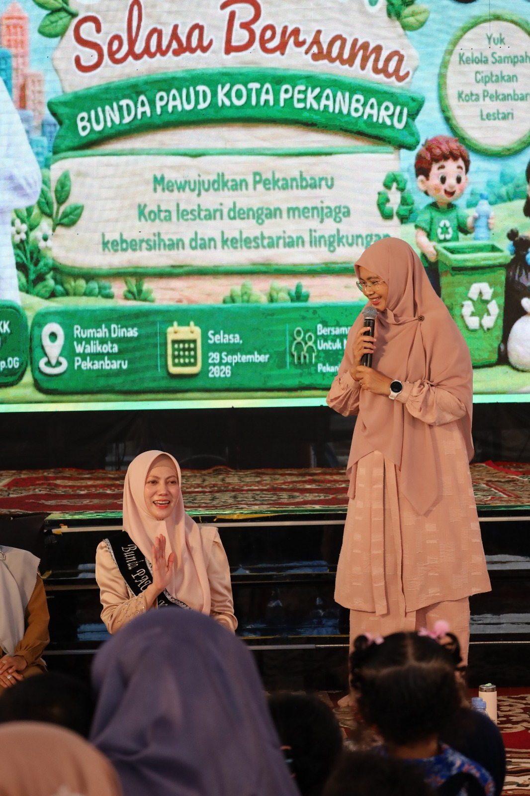 Dinas Pendidikan Pekanbaru Gelar SEMARBA, Ratusan Anak PAUD Adu Imajinasi 