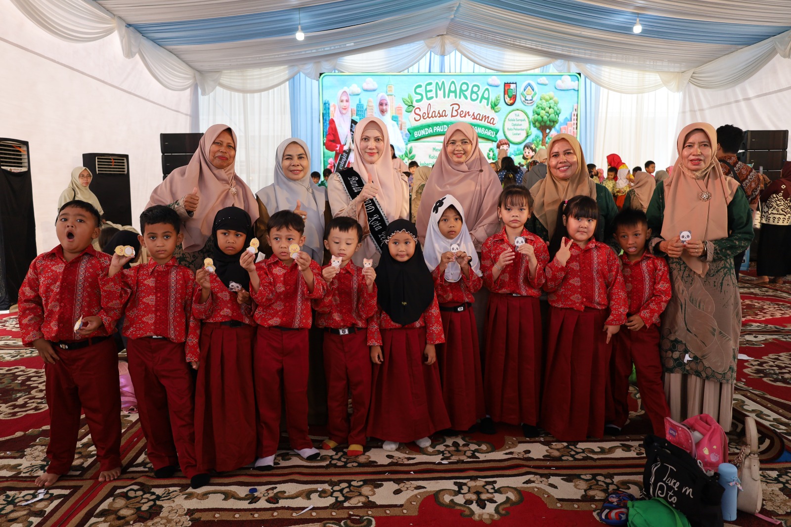 Dinas Pendidikan Pekanbaru Gelar SEMARBA, Ratusan Anak PAUD Adu Imajinasi 