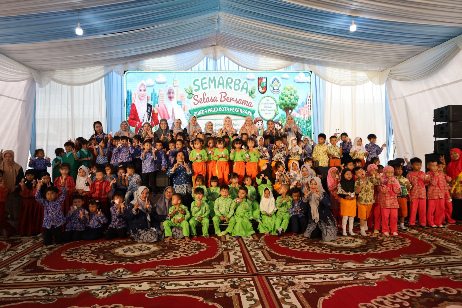 Dinas Pendidikan Pekanbaru Gelar SEMARBA, Ratusan Anak PAUD Adu Imajinasi 