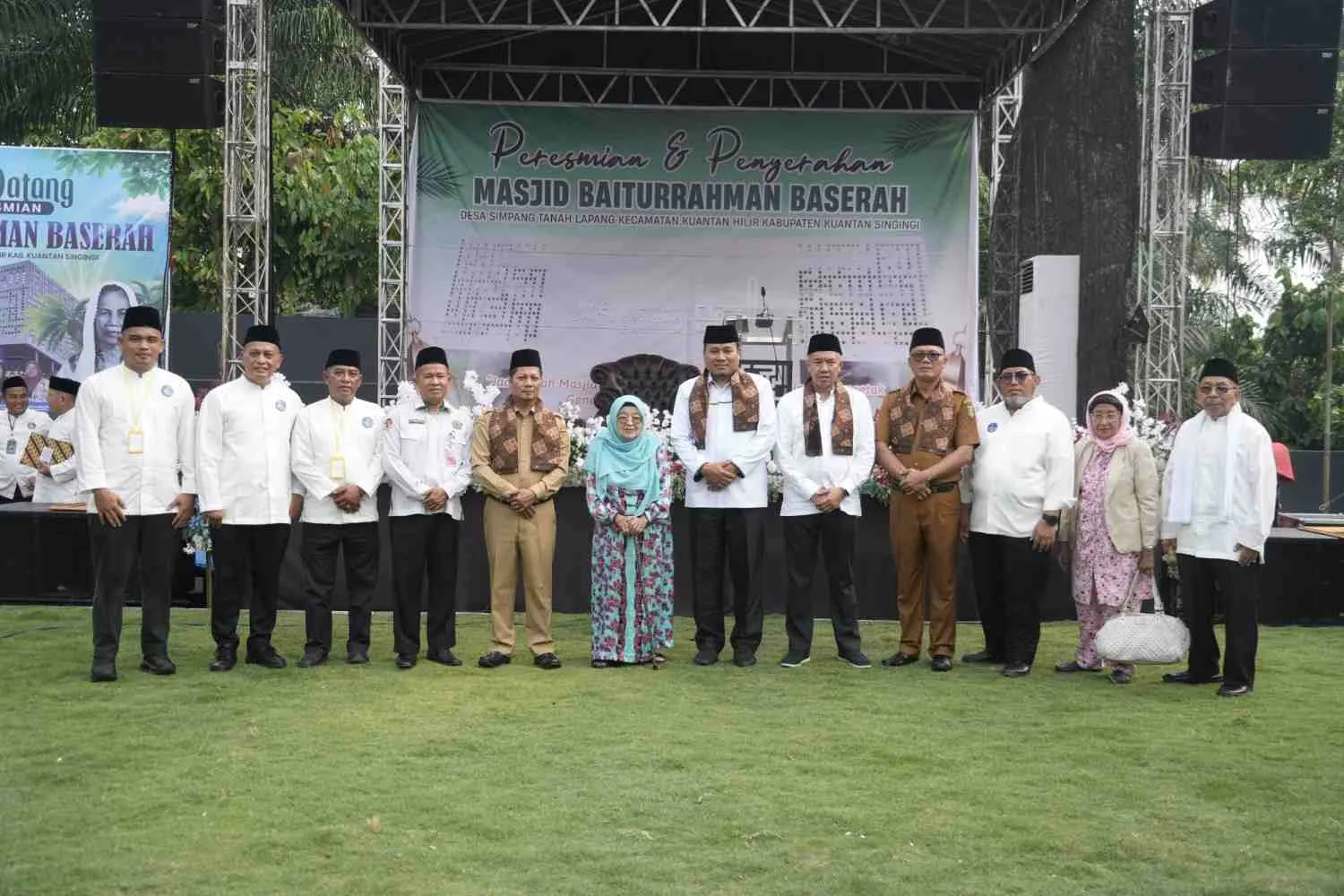 Masjid Baiturrahman Berdiri Megah, PLT Bupati Muklisin Apresiasi Kedermawanan H. Bustamam
