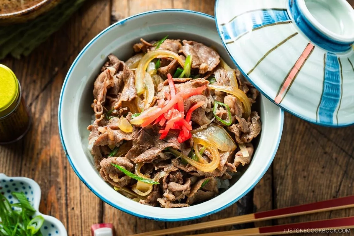 Panduan Lengkap Jenis Donburi Populer di Jepang yang Wajib Dicoba