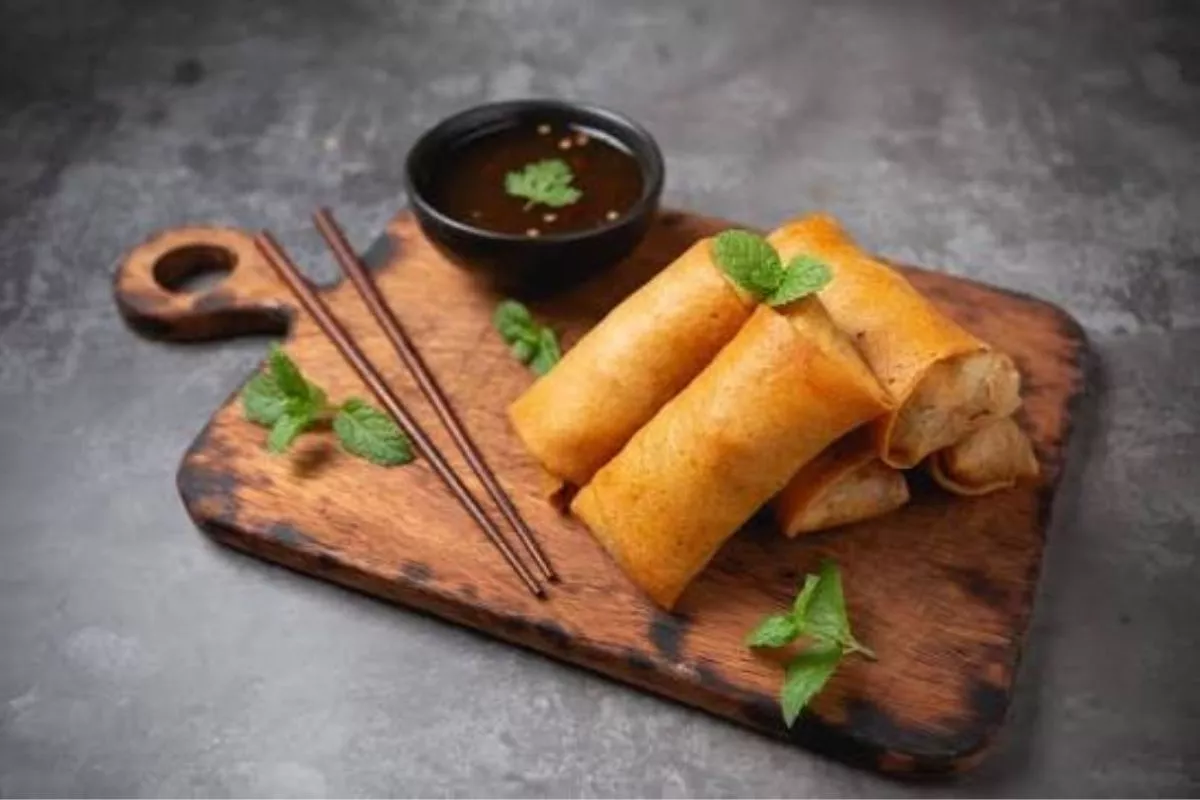 Resep Lumpia Semarang Isi Rebung Anti Bau, Renyah dan Tahan Lama