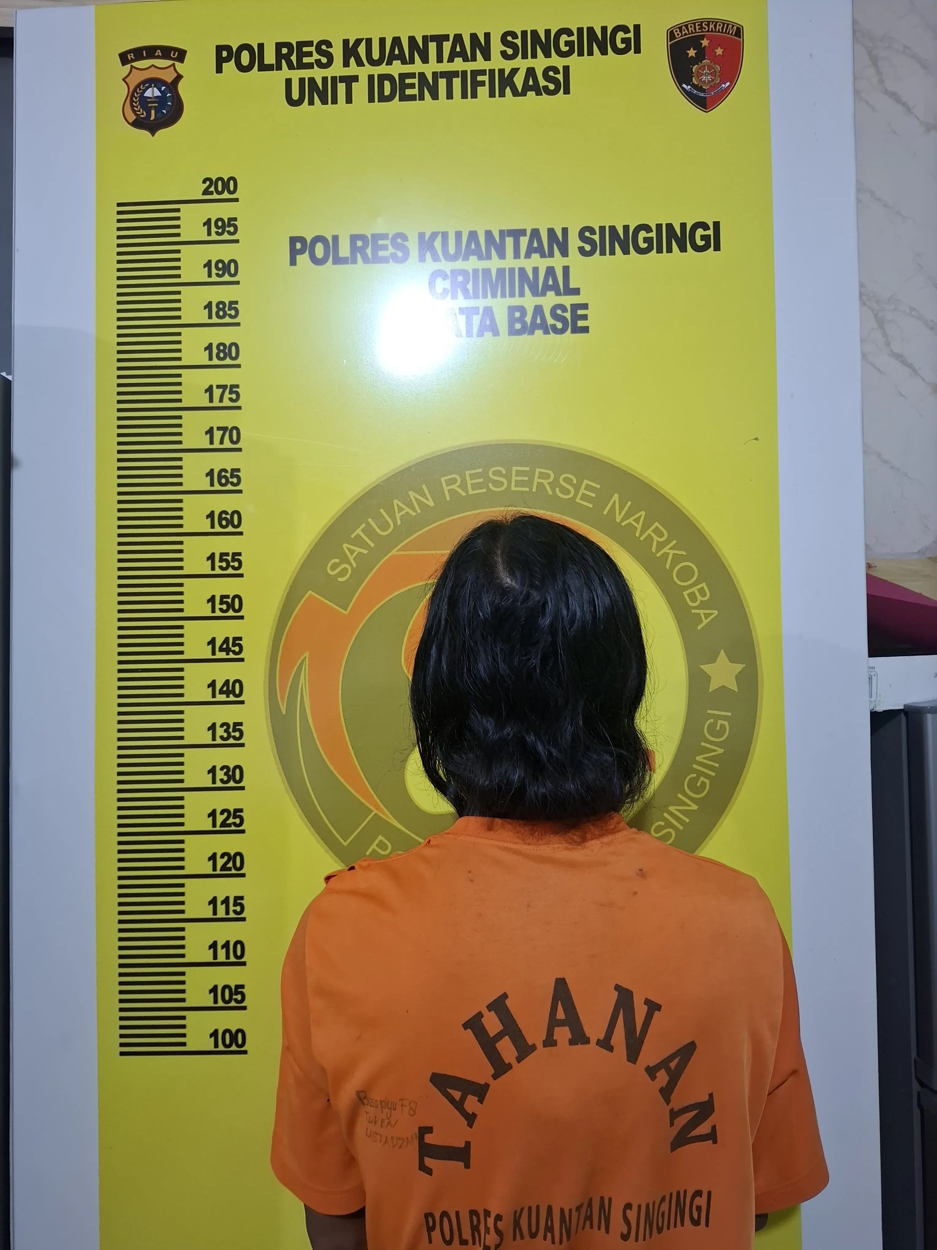 Tim Elang Kuantan Ringkus Pengedar Sabu di Desa Jake, Polisi Sita 33 Paket Narkotika