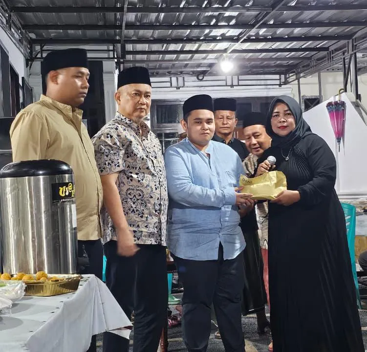 Sebagai Bentuk Kepedulian dan Penghormatan Atas Pengabdiannya, PWI Pusat Serahkan Uang Duka Cita Pada Keluarga Almarhum Zulmansyah Sekedang