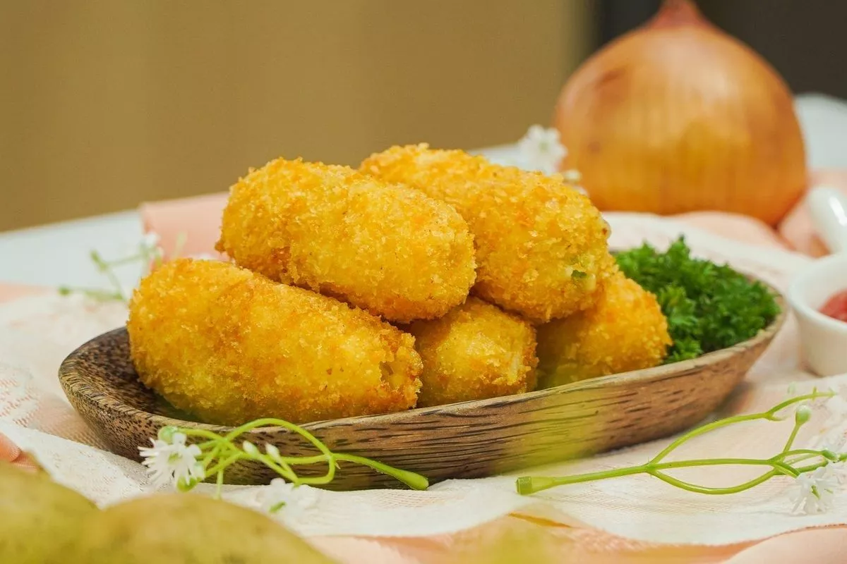 Perbedaan Kroket Indonesia dan Kroket Belanda Mana Yang Lebih Gurih?