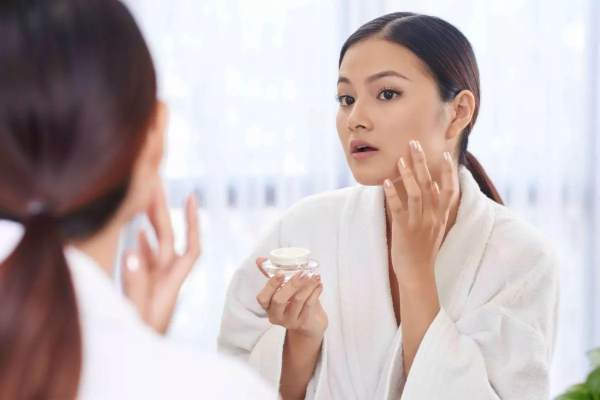 Kulit Glowing dalam 7 Hari? Ini Cara Merawat Kulit Wajah di Rumah!