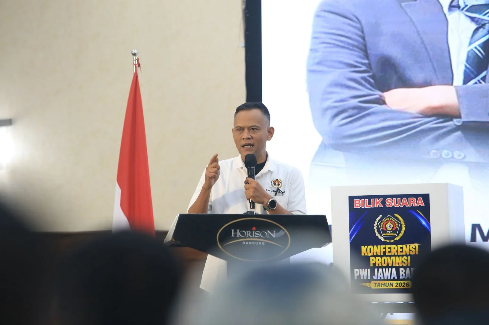 Ketua PWI Jabar, Tantan Sulthon Bukhawan Kecam Keras Oknum Ngaku-ngaku Wartawan Ngamuk di SDN 2 Sukaraja Sukabumi