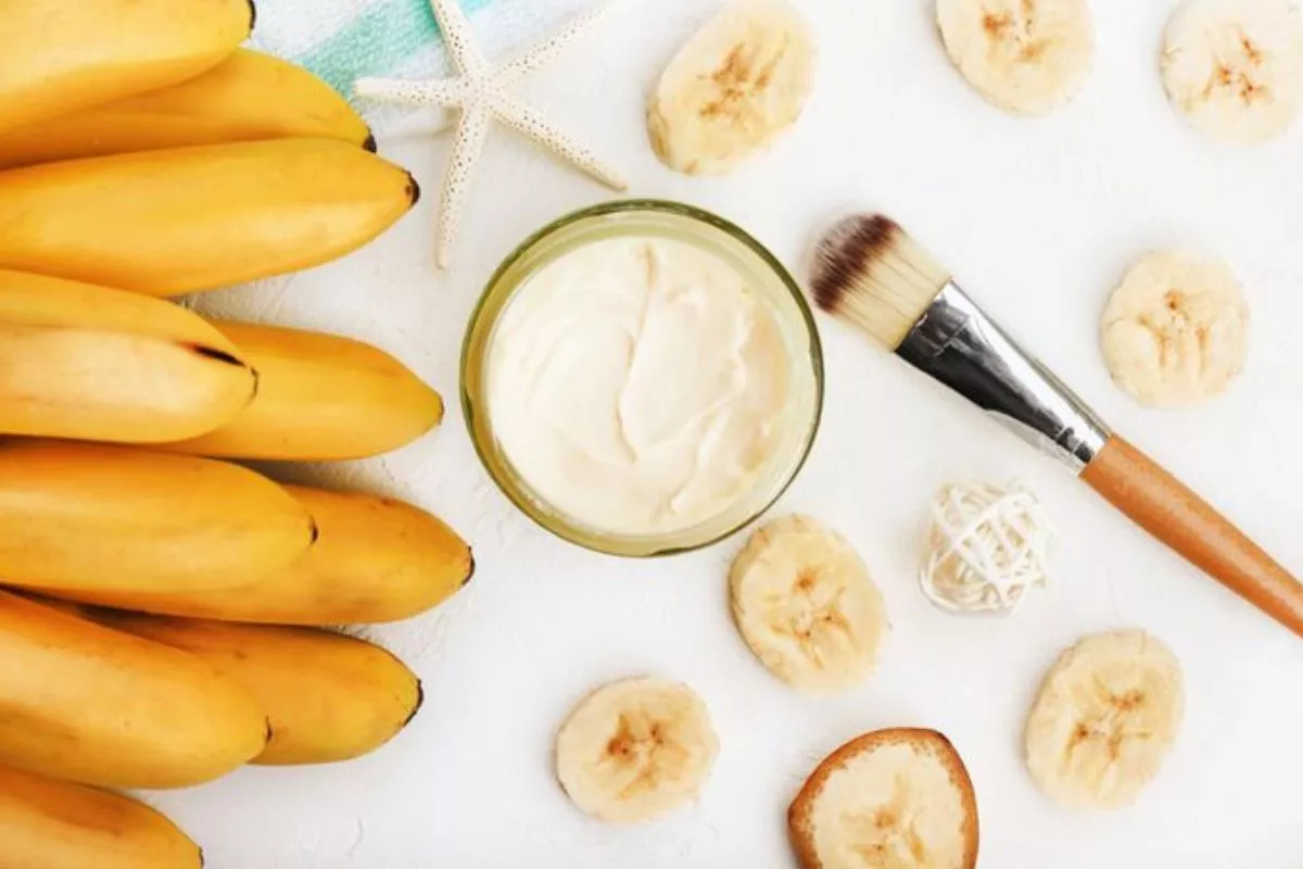 Bye Rambut Singa! 5 Resep Masker Rambut Alami Rontok dan Kering 
