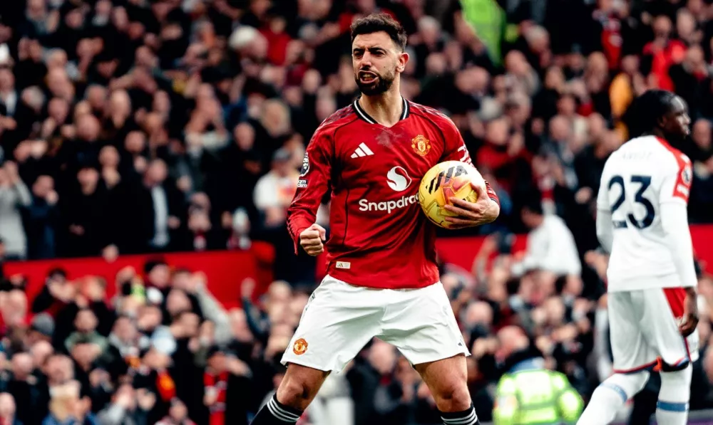 Man United vs Crystal Palace 2-1, Carrick Samai Rekor Berusia 54 Tahun