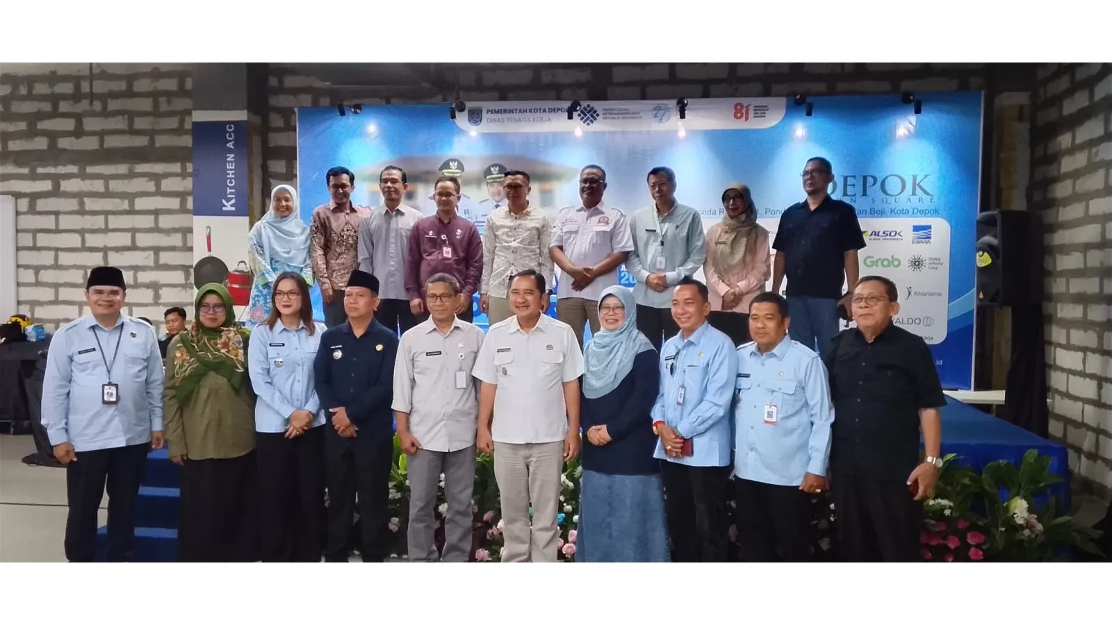 Kepala Dinas Tenaga Kerja (Kadisnaker) Kota Depok Nessi Anisa Handari, Memaparkan Sejumlah Tujuan Utama Job Fair Kota Depok Tahun 2026