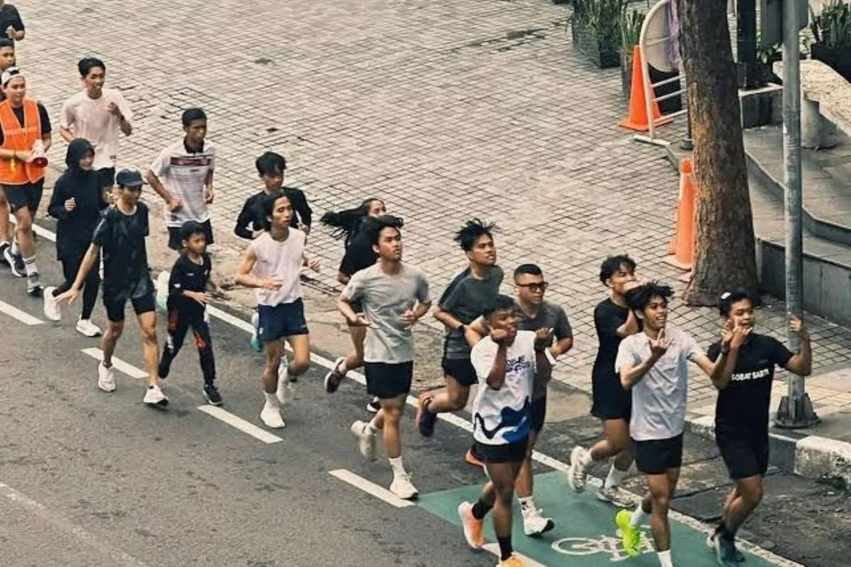Tren Olahraga Kekinian: Alasan Anak Muda Ramai Ikut Komunitas Lari