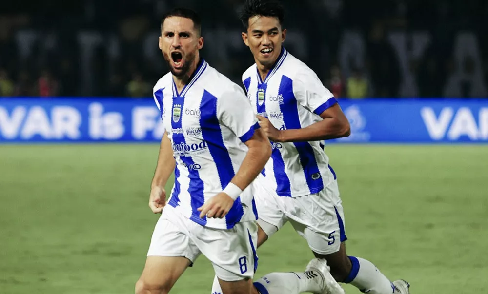 Paksa Persebaya Imbang 2-2, Persib Pastikan Pekan Ini Puncak Masih Dingin