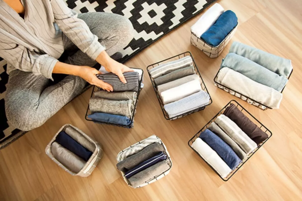 Cara Decluttering Kamar Sempit Pakai Metode KonMari Paling Efektif