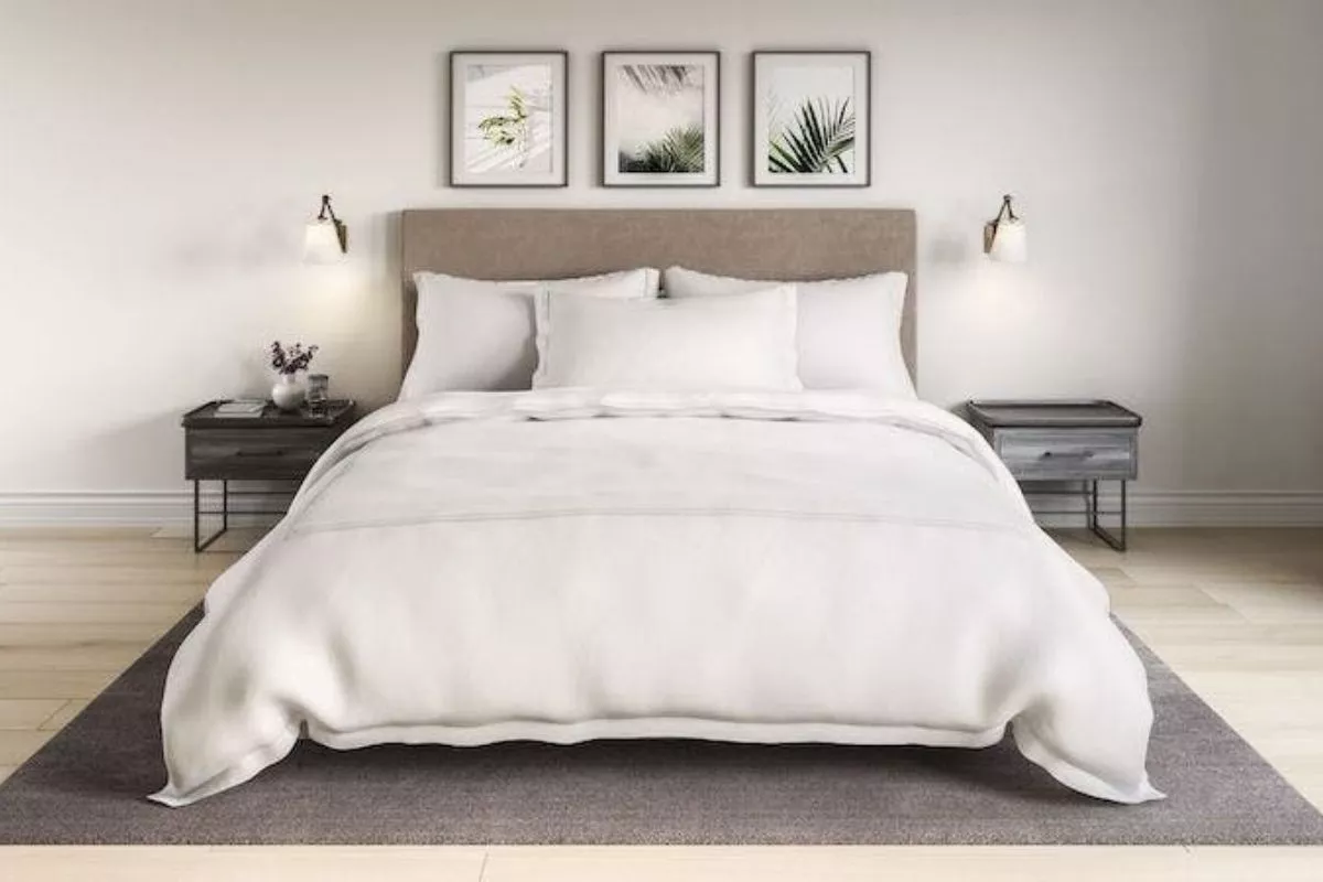 Komparasi Comforter vs Bed Cover: Kenali Kelebihan dan Kekurangannya