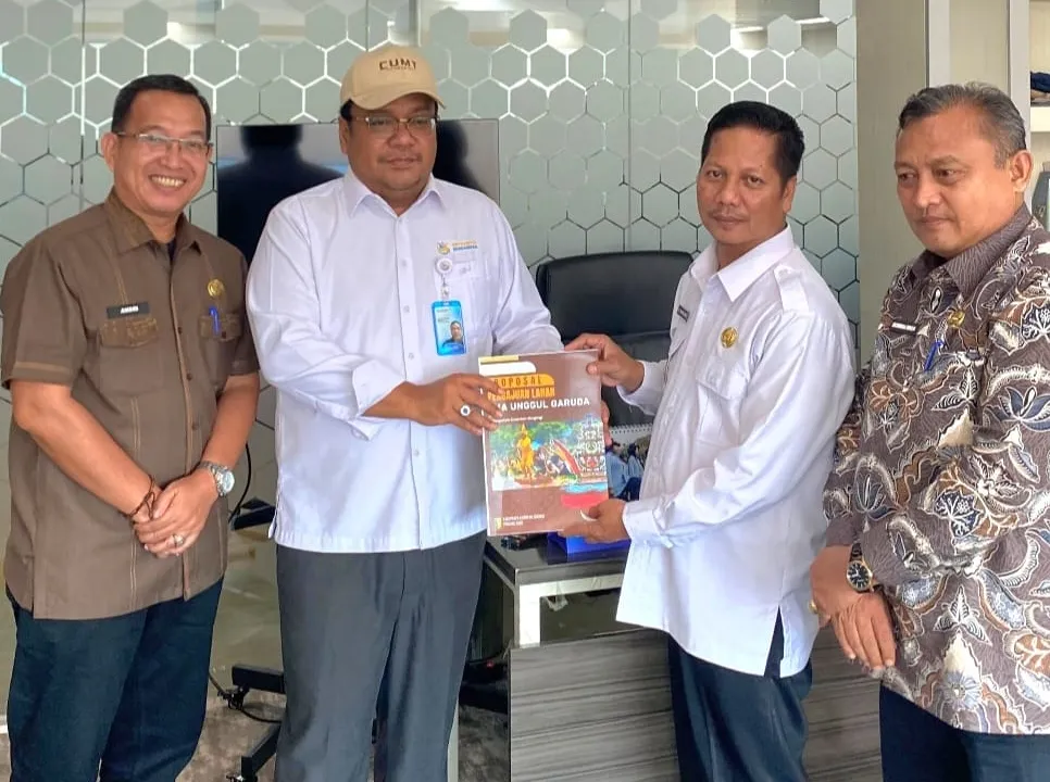 Kuantan Singingi Ajukan Program Sekolah Garuda, Muklisin Pantau Progres di Pusat