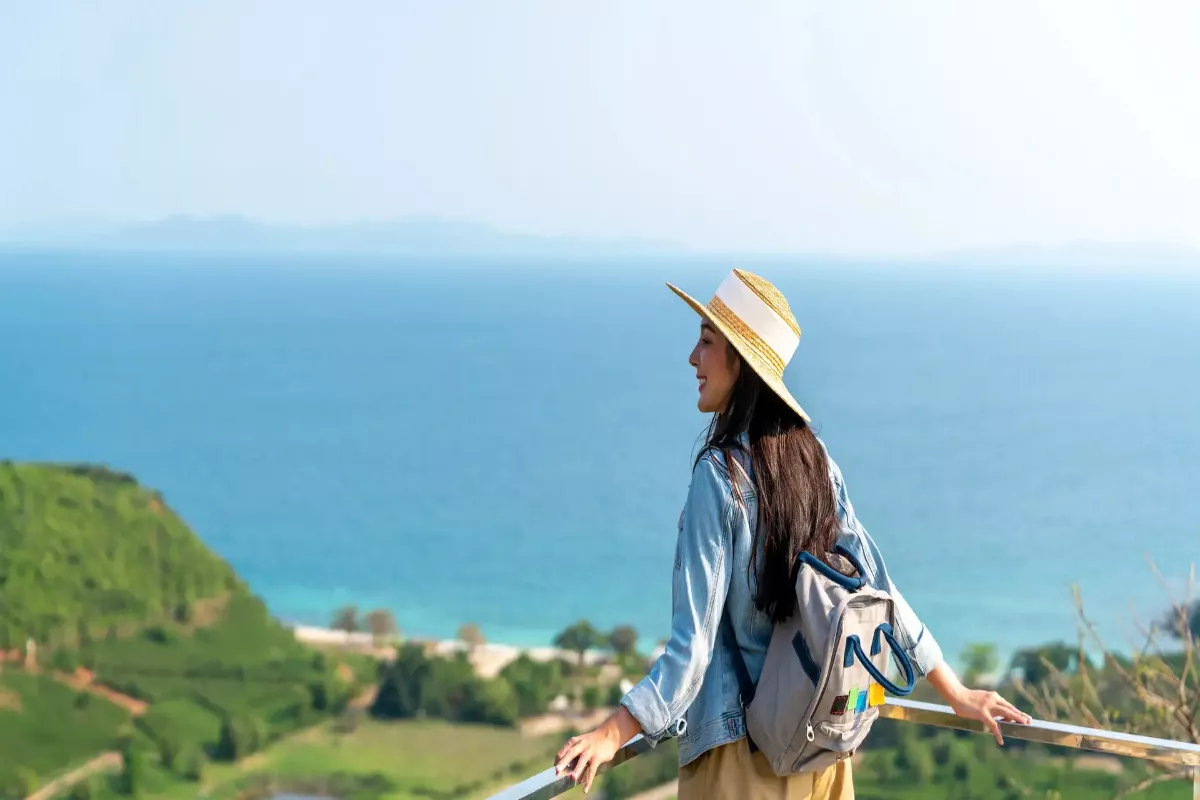 Rekomendasi Destinasi Solo Traveling Pemula Terbaik Lengkap