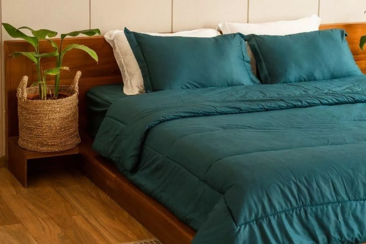 Panduan Ukuran Bed Cover dan Selimut Standar: Single, Queen, King