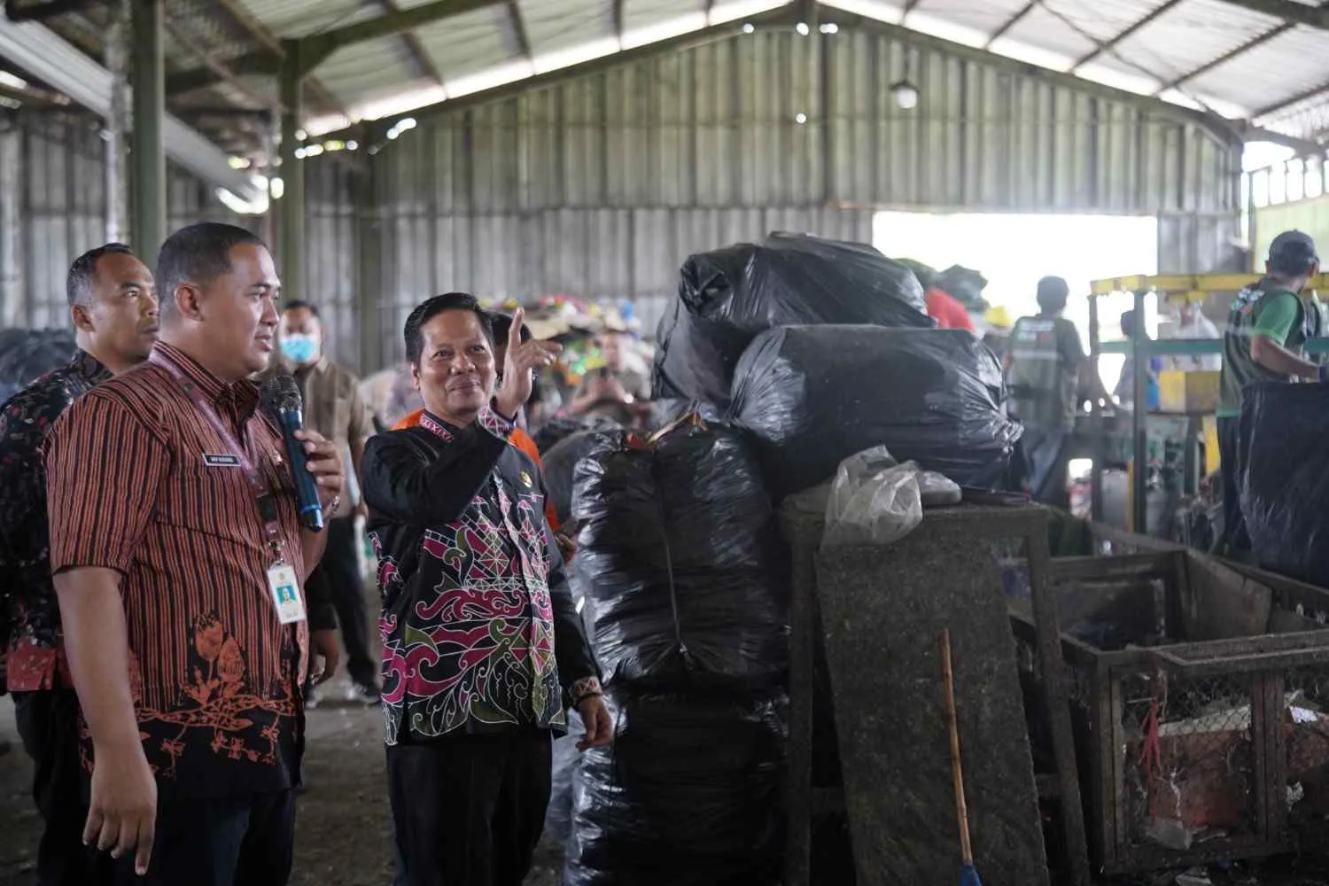 Wabup Kuansing Studi Tiru Pengelolaan Sampah ke Banyumas