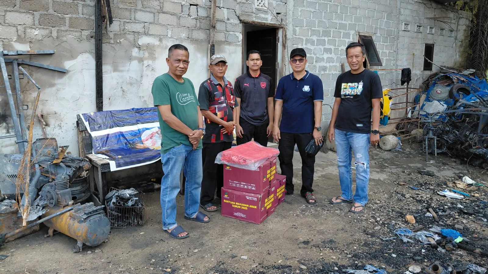 Gerak Cepat Bantu Korban Kebakaran, Bupati Suhardiman Amby Diapresiasi Kades Koto Sentajo