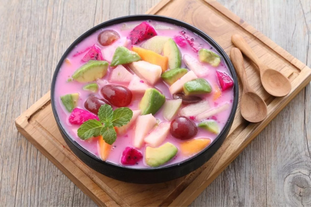 Resep Praktis Membuat Es Buah Tanpa Jeli, Segar Banget!