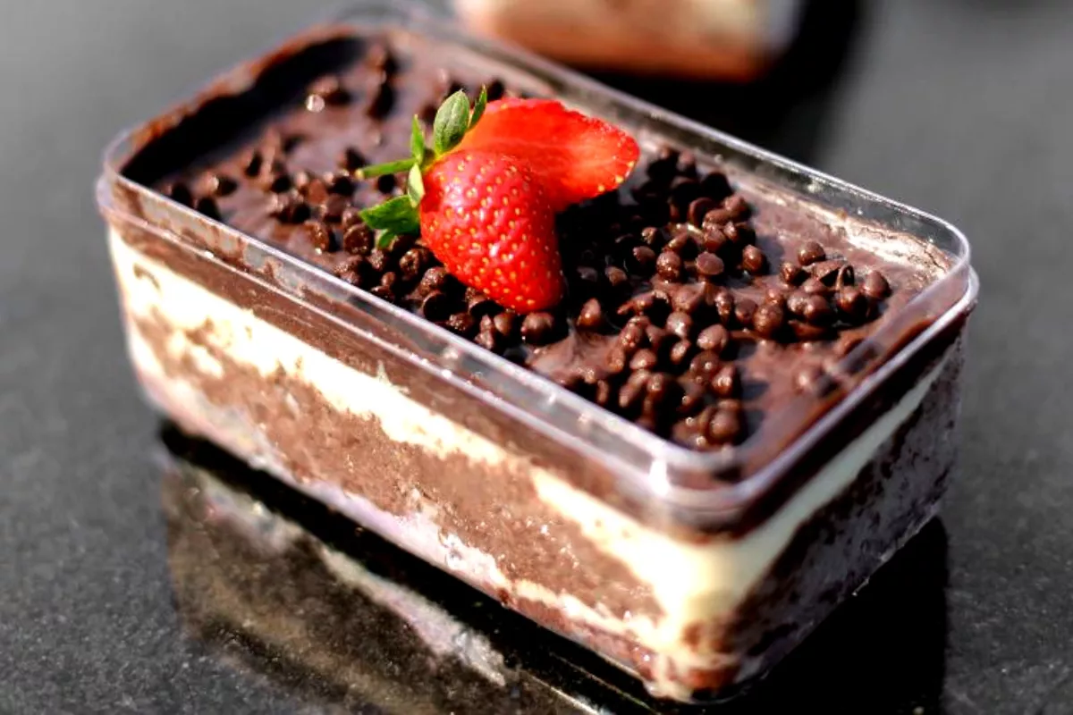 Ide Dessert Box Kekinian Paling Laris Manis untuk Usaha