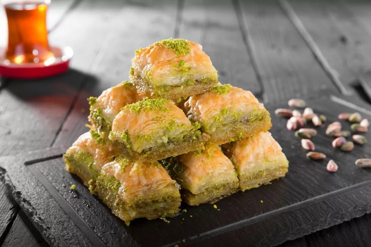 Cara Membuat Baklava Khas Turki yang Enak dan Renyahnya Tahan Lama