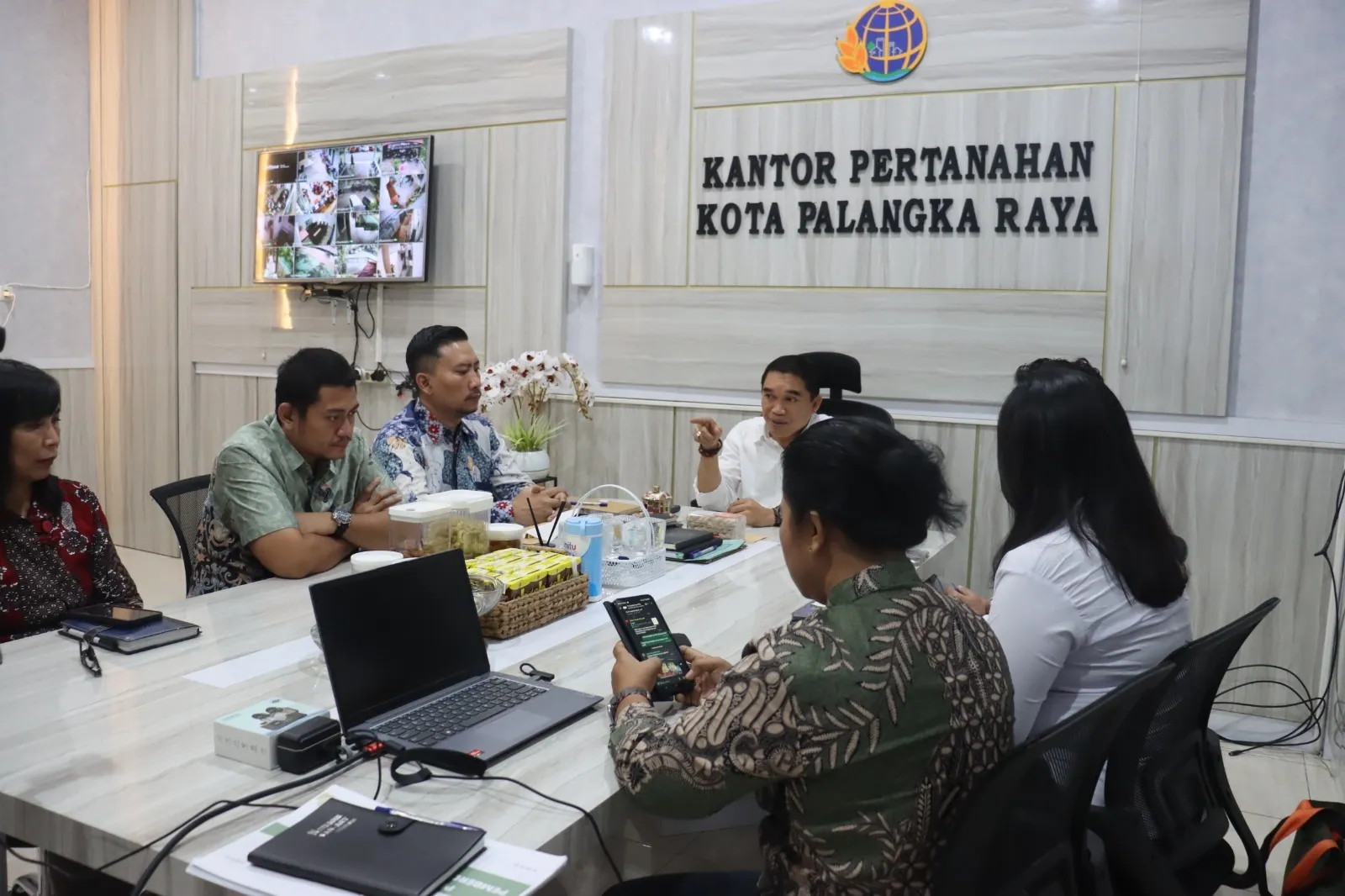 Perkuat Benteng Integritas Pelayanan Publik, Inspektorat ATR/BPN Sambangi Kantah Palangka Raya