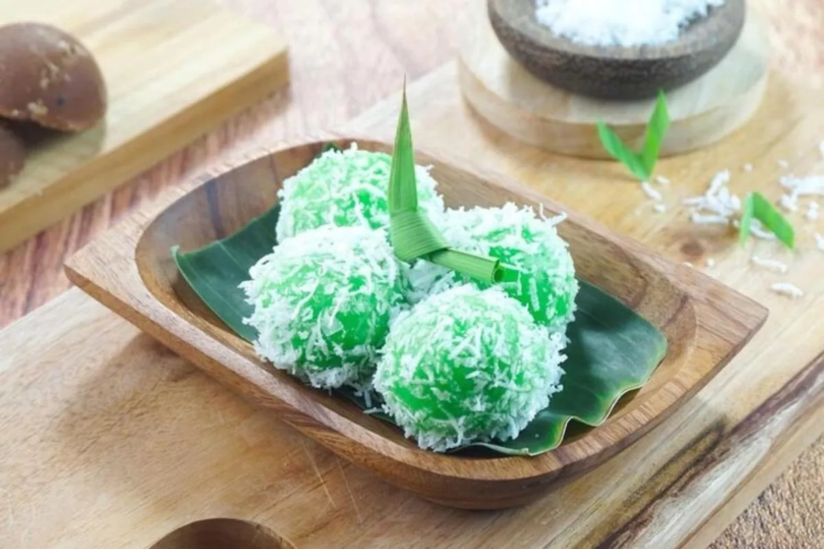 Tips Berapa Lama Harus Merebus Klepon dan Tanda Klepon Matang Pas