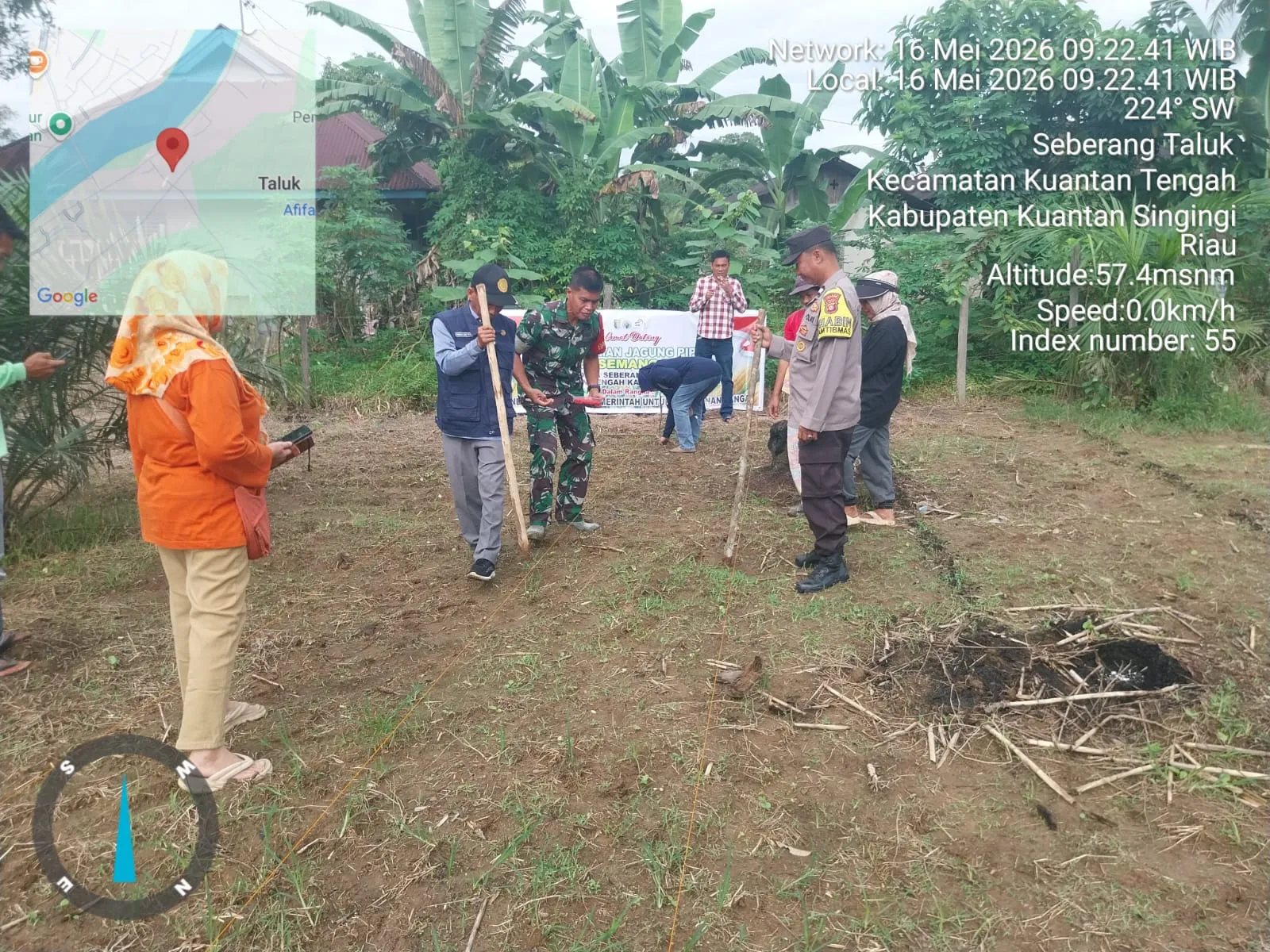 Polsek Kuantan Tengah Dukung Ketahanan Pangan Melalui Penanaman Jagung Pipil di Seberang Taluk