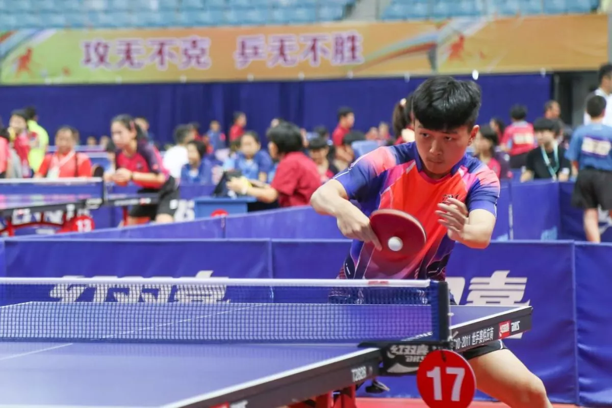 Cara Melakukan Pukulan Forehand Drive dan Backhand Drive yang Benar
