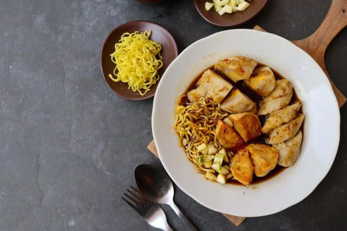 Cara Membuat Cuko Pempek Kental, Pedas, dan Seimbang Khas Palembang