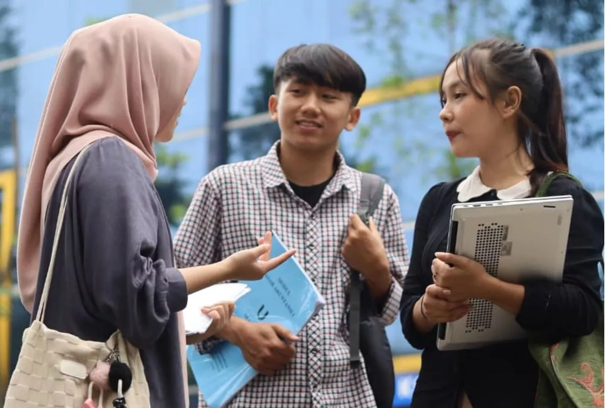 Mau Kuliah AI? Ini 10 Kampus Negeri dan Swasta Pilihan Terbaik