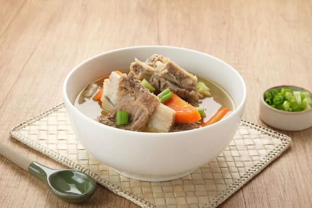 Resep Sop Iga Empuk Tanpa Presto Hemat Gas Kuah Bening Bikin Ketagihan