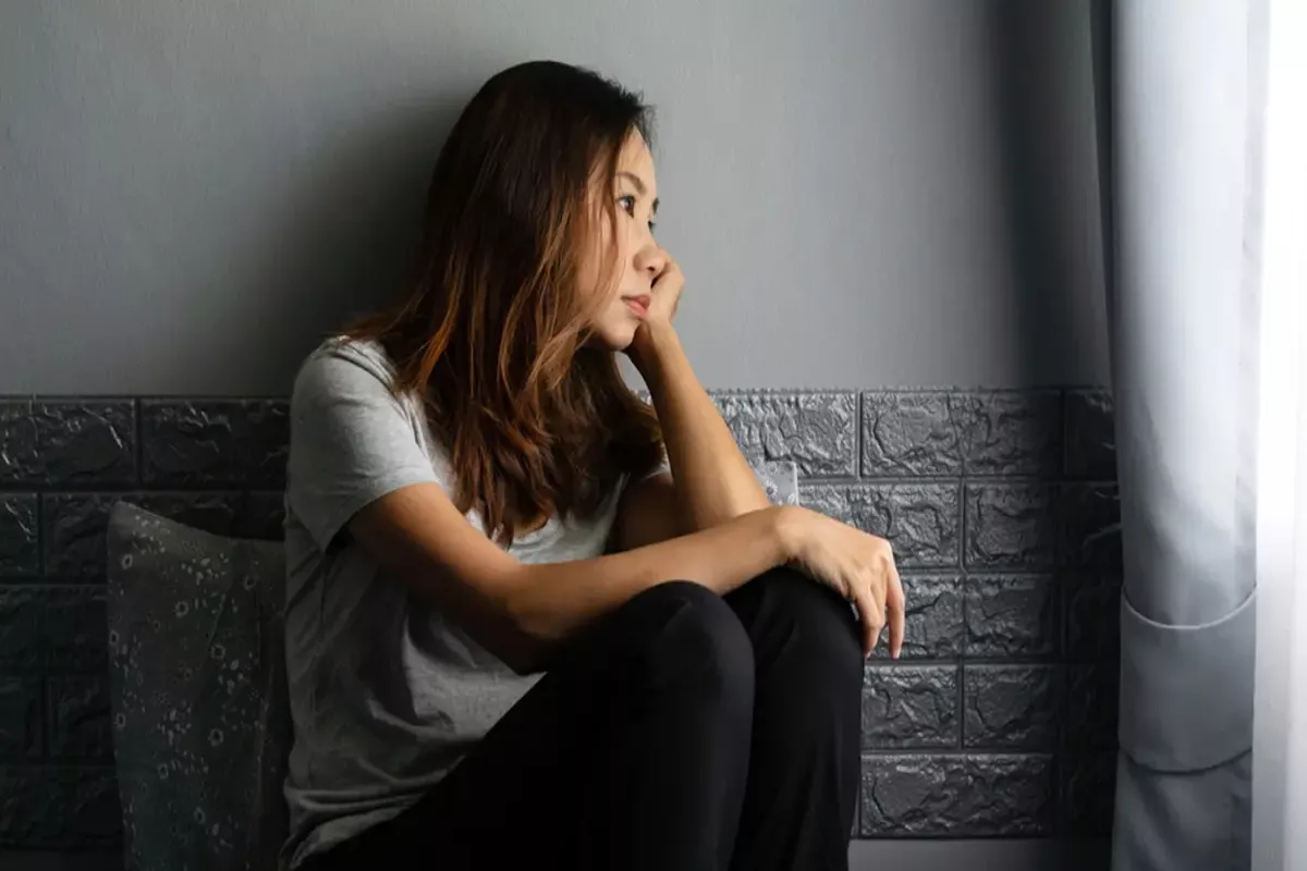 Cara Mengatasi Rasa Takut Dan Kesepian Saat Liburan Sendiri