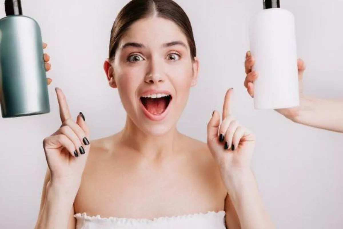Rambut Kaku Seperti Sapu Ijuk? 7 Shampoo untuk Rambut Kering Ini Rahasianya!