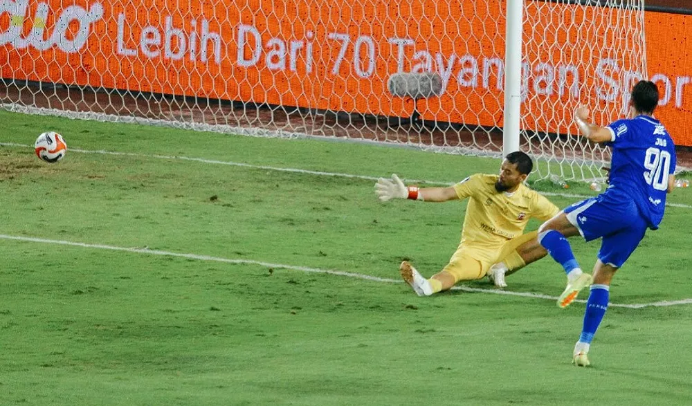 Gilas Madura United di GBLA, Ini Dua Makna Istimewa Persib Bandung