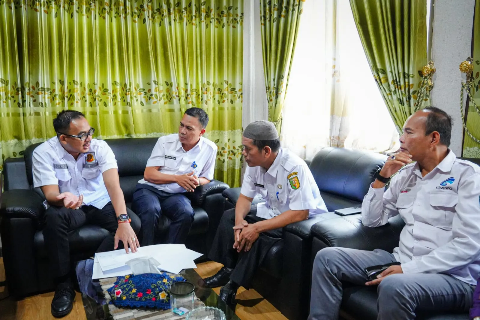 Kejari Kuantan Singingi Terima Hasil Survei IKM Triwulan I 2026, Mayoritas Layanan Raih Predikat Sangat Memuaskan