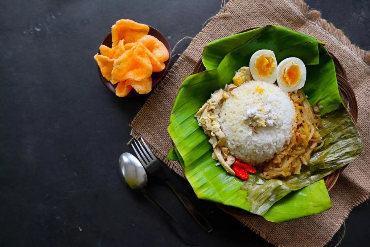 Spot Makan Nuansa Jawa Klasik Tersembunyi di Solo yang Wajib Dicoba