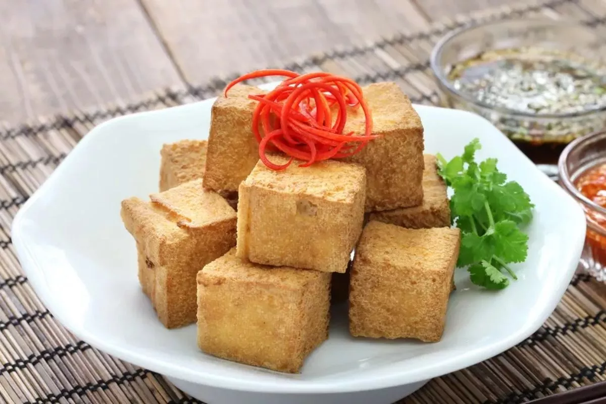7 Kesalahan Menggoreng Tahu yang Bikin Hancur dan Menyerap Minyak