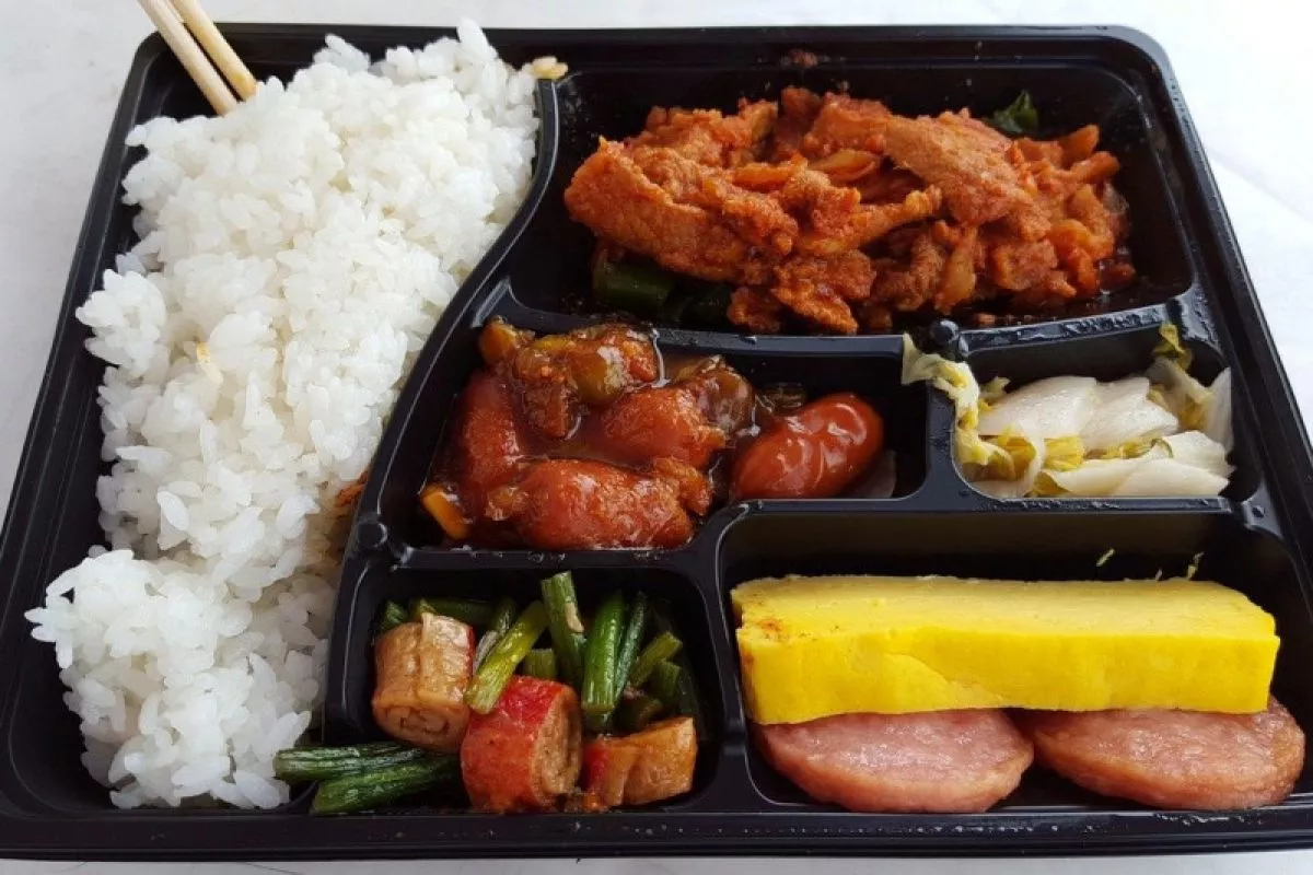 Menu Bekal Kantor Simple dan Murah untuk Seminggu Lengkap