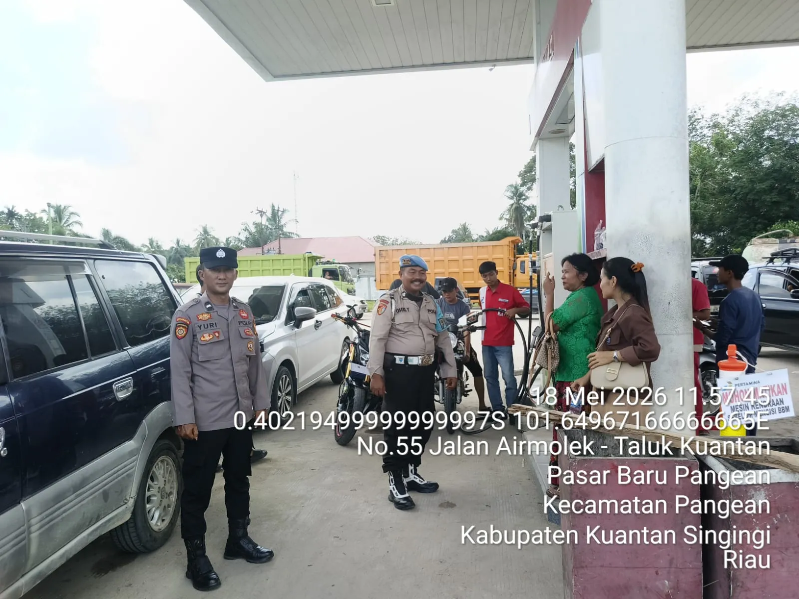 Polsek Jajaran Polres Kuansing Siaga di SPBU, Distribusi BBM Dipastikan Aman dan Kondusif