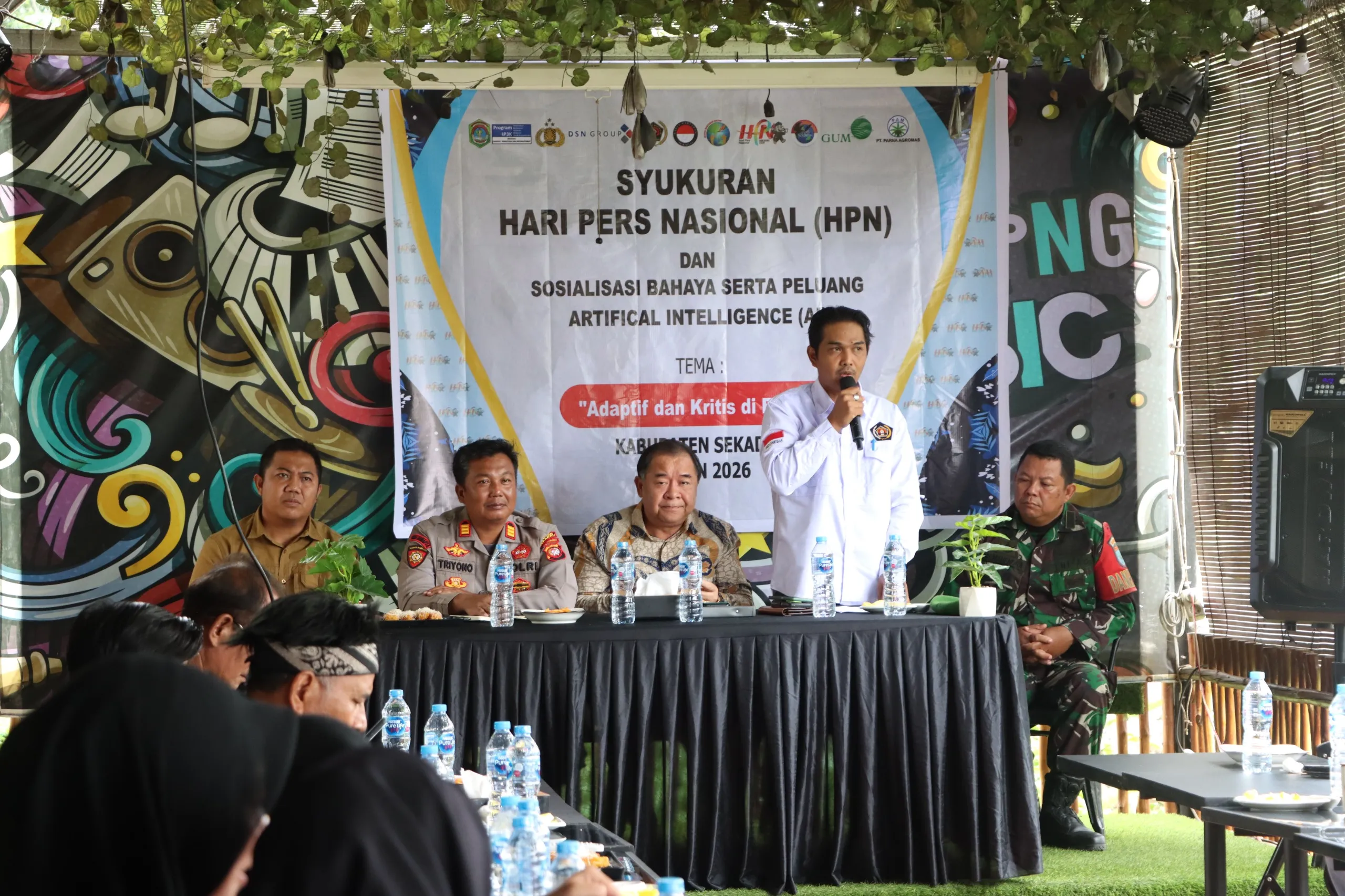 Hadiri Syukuran HPN di Sekadau, Ketua PWI Kalbar Tegaskan Perkuat Profesionalisme dan Adaptasi Pers di Era AI