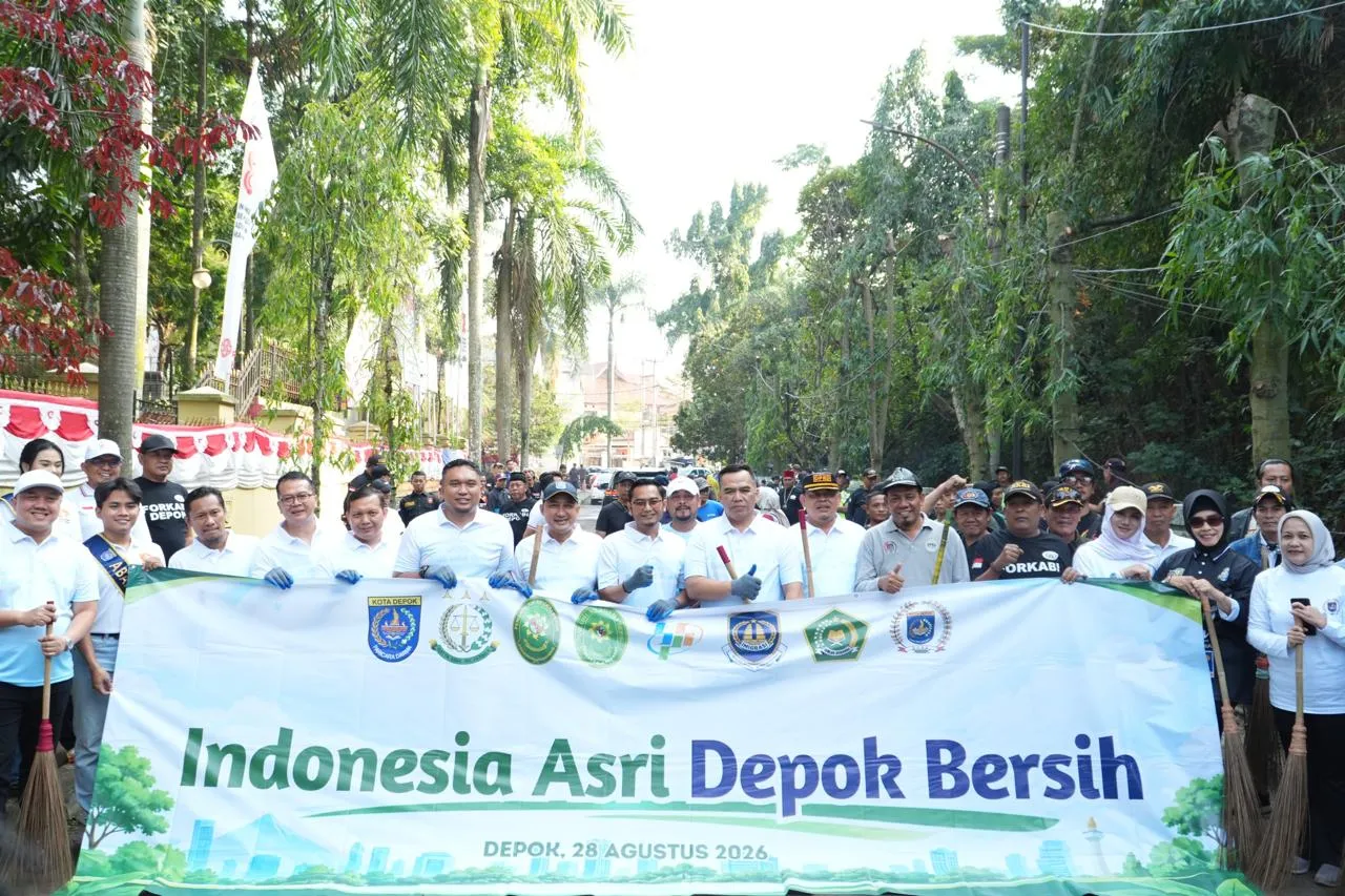 Kejari Depok Gelar Kerja Bakti Massal, Dukung Gerakan Indonesia ASRI