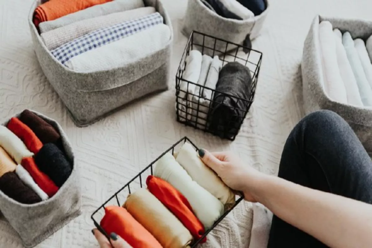 Metode KonMari vs 90/90 Rule: Mana Cara Decluttering Rumah?