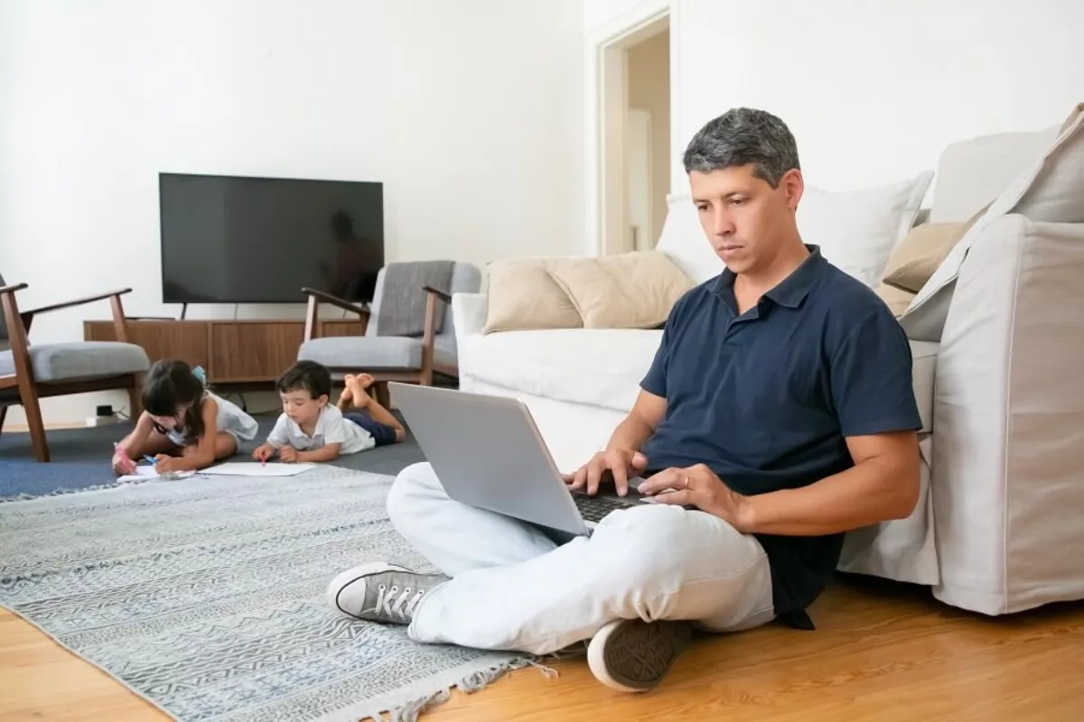 Cara Menjaga Work-Life Balance saat WFH Terbaik